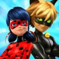 Capture Magical Moments with Lady Bug and Elsa This Christmas